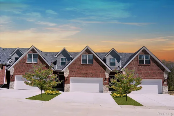 $2,950 | 2627 Hampton Circle, Auburn Hills, MI 48326