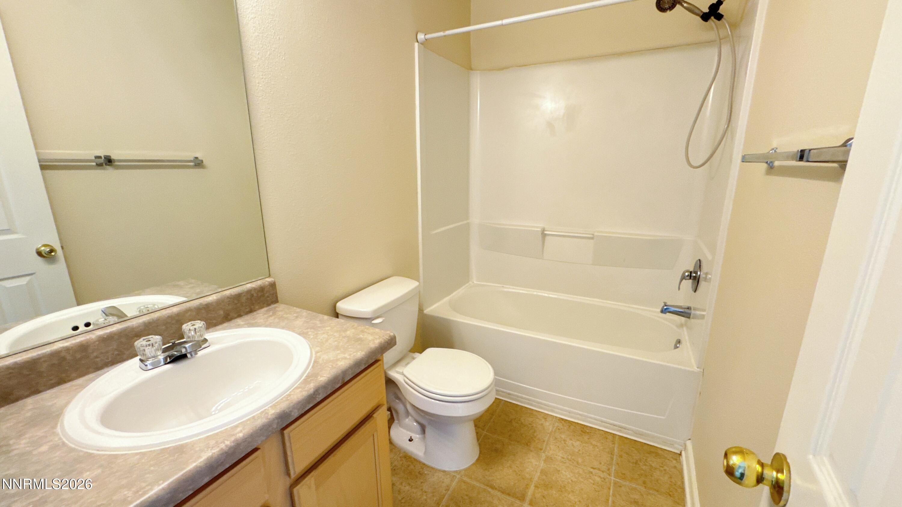 200 Talus Way, Unit 424 Reno, NV 89503 - Photo 10 of 21 IOSK7914_Copy