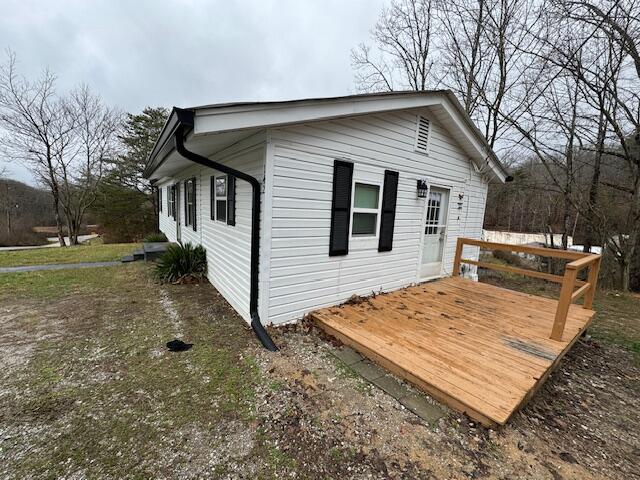 142 Winchester Road Stearns, KY 42647 - Photo 2 of 12 IMG_1055