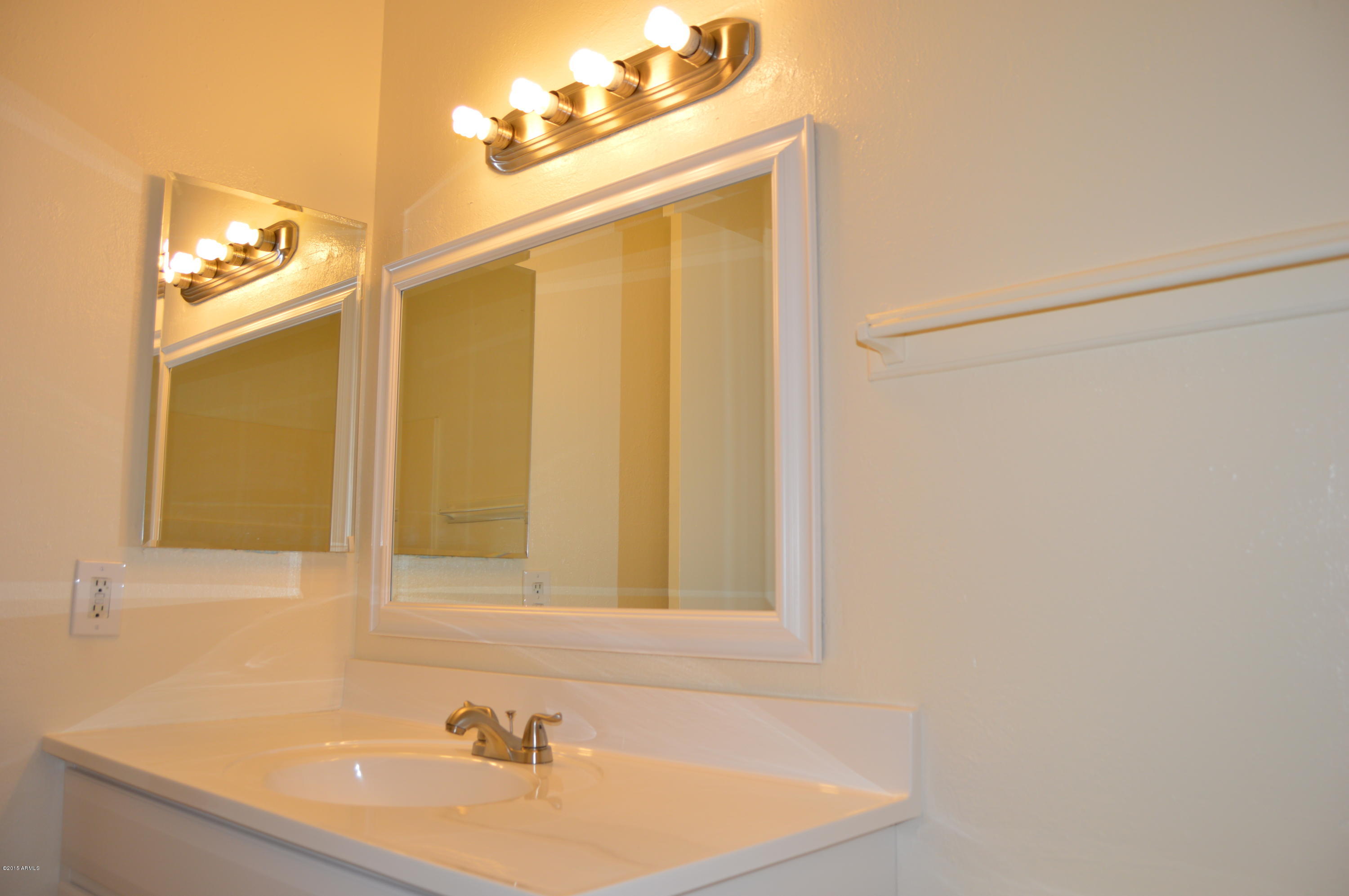 2832 East Cactus Road Phoenix, AZ 85032 - Photo 17 of 21 DSC_0017.JPG