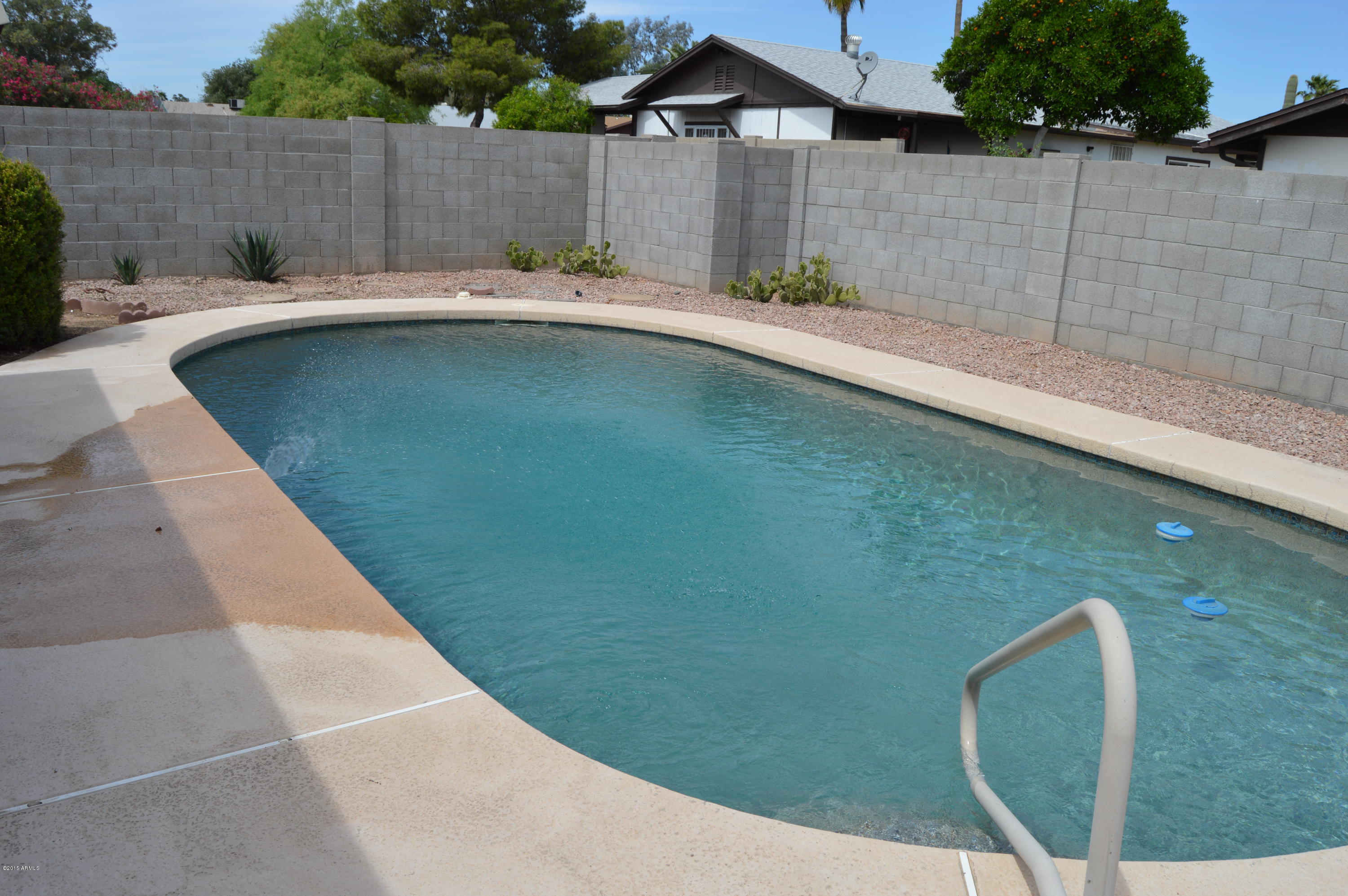 2832 East Cactus Road Phoenix, AZ 85032 - Photo 6 of 21 DSC_0007.JPG