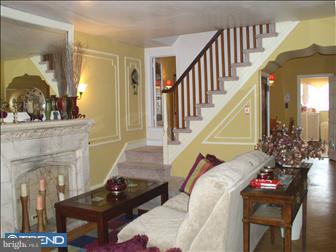 7491 Briar Road Philadelphia, PA 19138 - Photo 3 of 6 Gallery Image 3