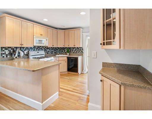 21 Edgemont Road Braintree, MA 02184 - Photo 3 of 18