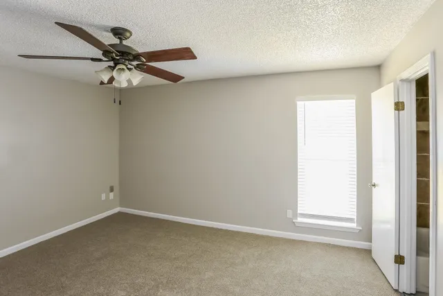 $1,380 | 4511 Country Brook Drive, Memphis, TN 38141