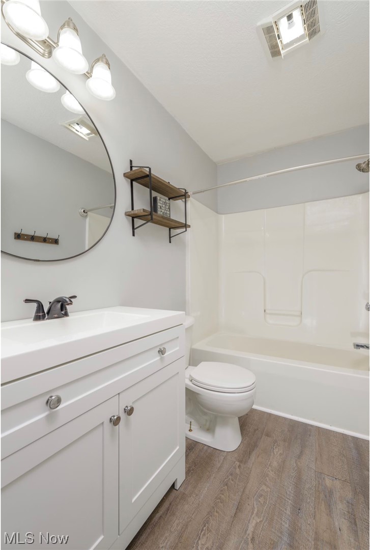 1061 Susan Road Ravenna, OH 44266 - Photo 16 of 24 Master Bathroom