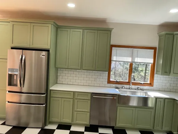 $2,700 | 5893 South Black Ankle Road, Bloomfield, IN 47424