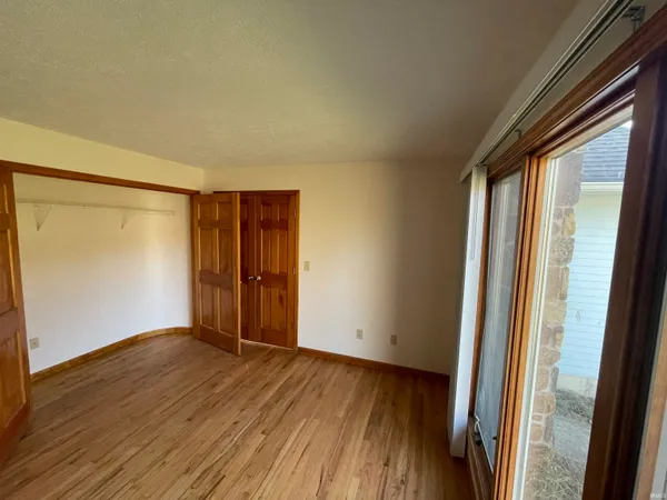 $2,700 | 5893 South Black Ankle Road, Bloomfield, IN 47424