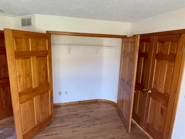 $2,700 | 5893 South Black Ankle Road, Bloomfield, IN 47424