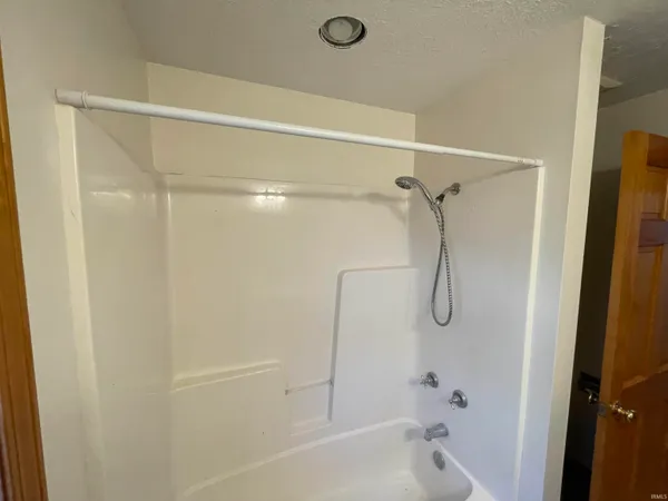 $2,700 | 5893 South Black Ankle Road, Bloomfield, IN 47424