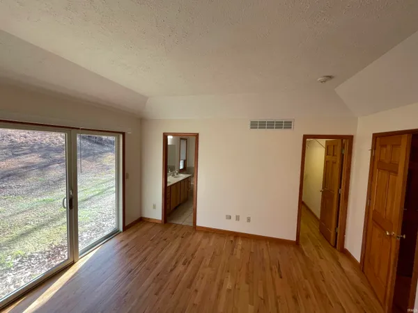 $2,700 | 5893 South Black Ankle Road, Bloomfield, IN 47424