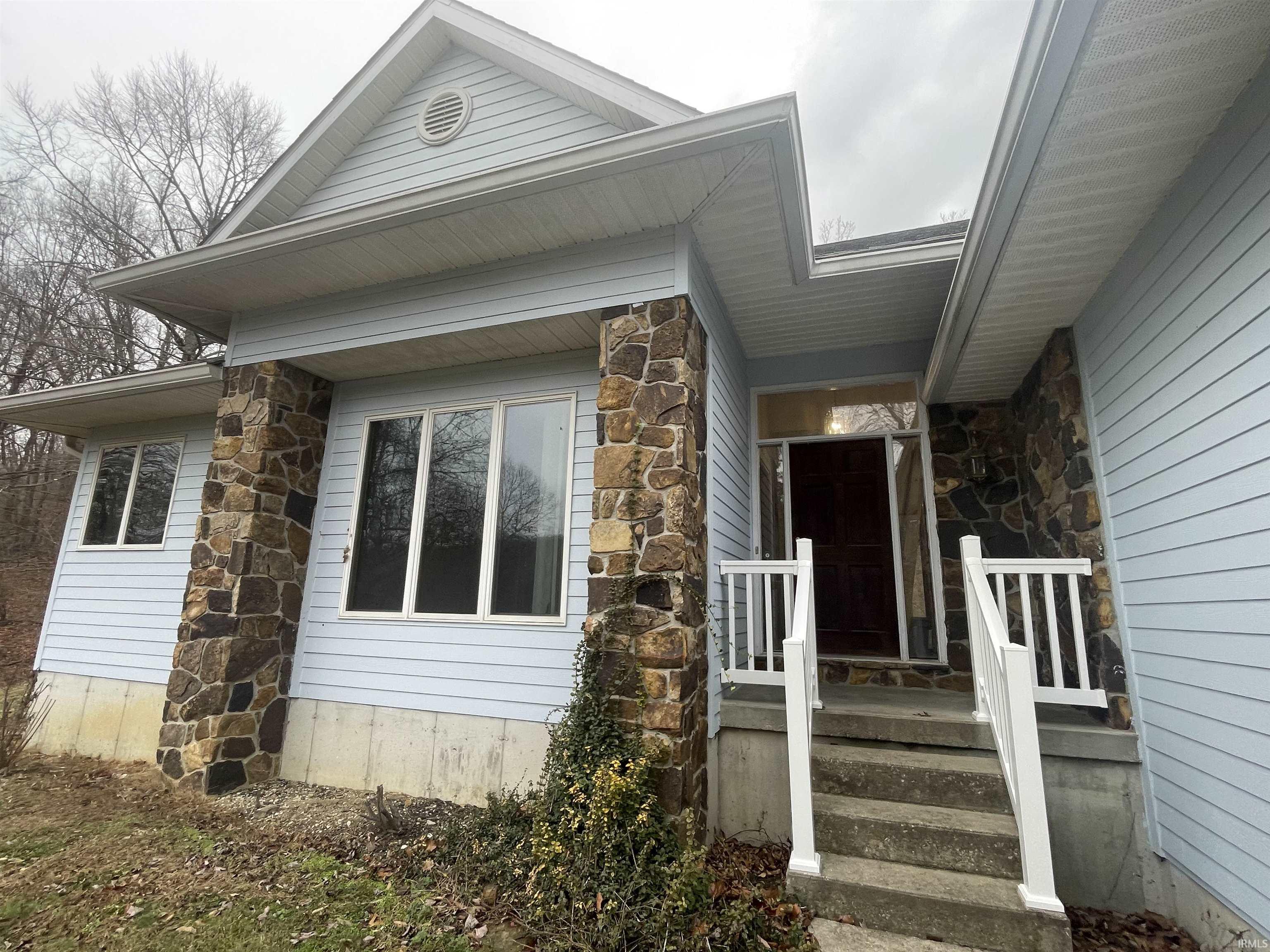 5893 South Black Ankle Road Bloomfield, IN 47424 - Photo 4 of 35