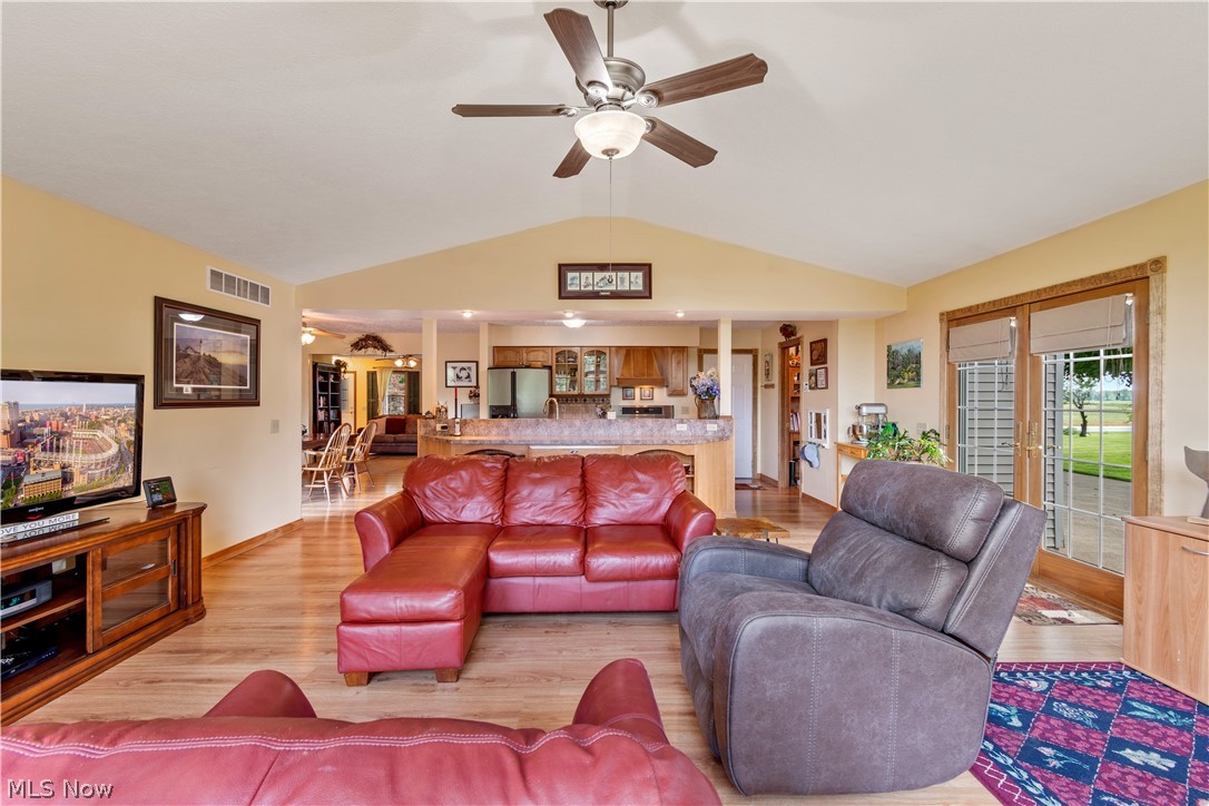 15009 Mason Road Vermilion, OH 44089 - Photo 7 of 35