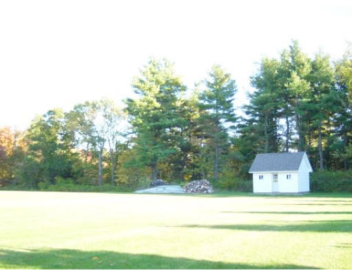 221 8 Lots Road Sutton, MA 01590 - Photo 3 of 15