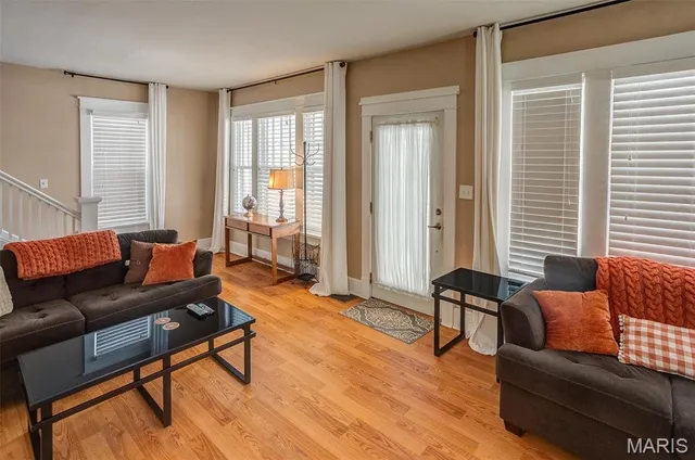 $1,800 | 1620 Clawson Street, Alton, IL 62002