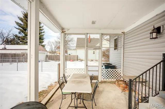 $1,800 | 1620 Clawson Street, Alton, IL 62002