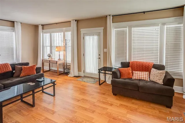 $1,800 | 1620 Clawson Street, Alton, IL 62002