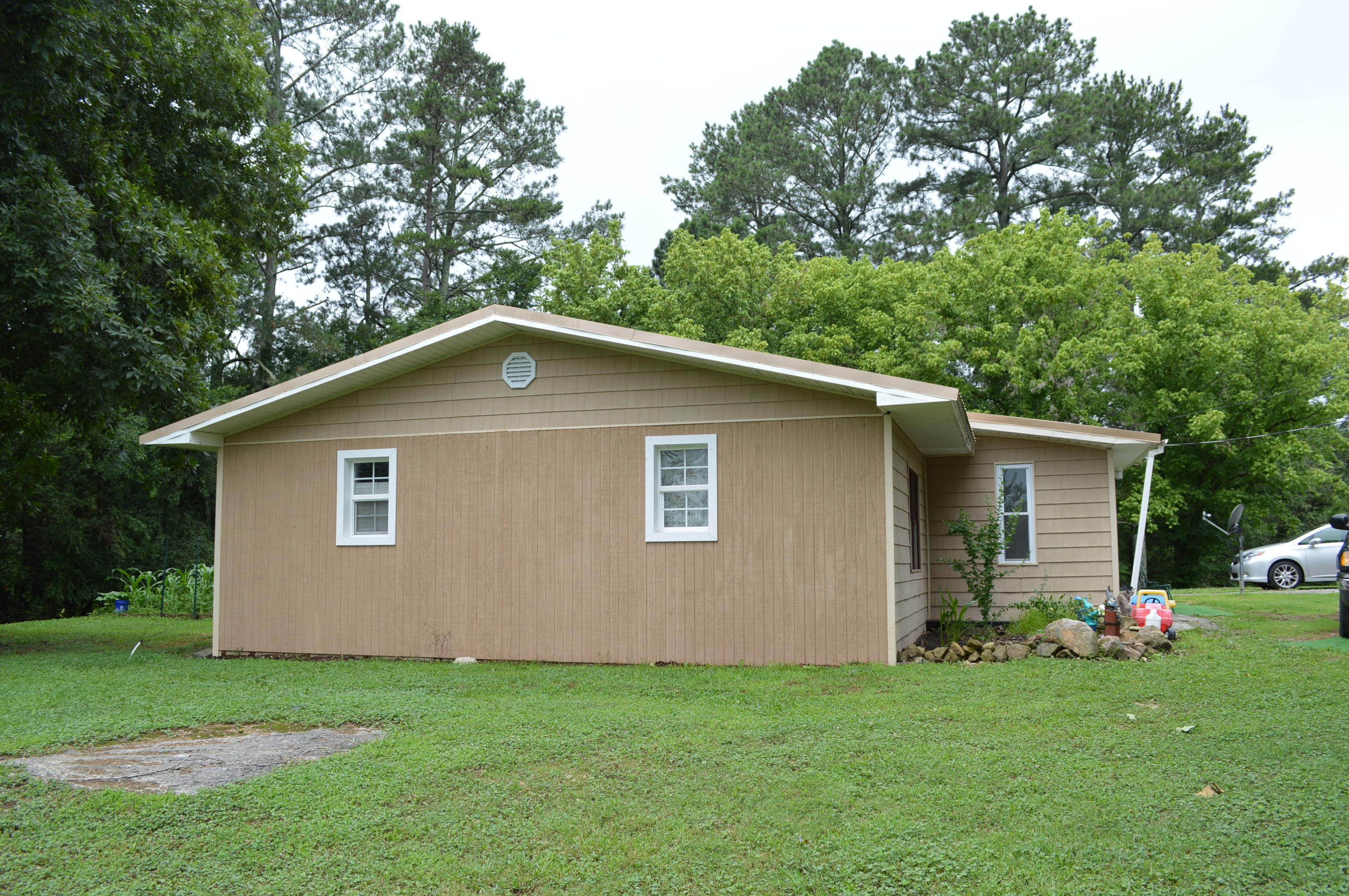 2374 East Emerson Road Cohutta, GA 30710 - Photo 2 of 39 Side View
