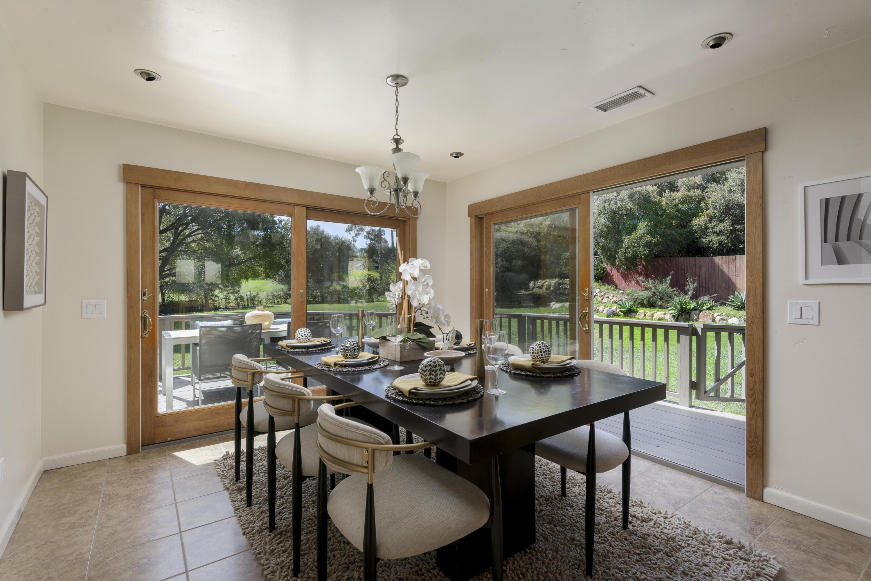 3583 Modoc Road Santa Barbara, CA 93105 - Photo 4 of 16 001