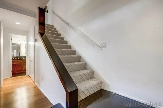 $799,800 | 220 Lemon Grove, Irvine, CA 92618