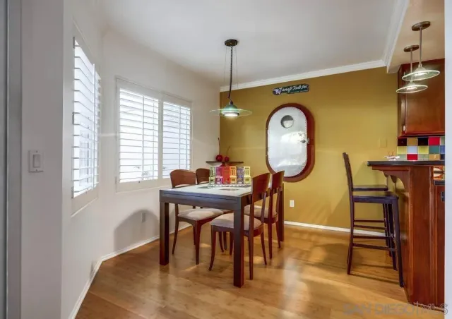 $799,800 | 220 Lemon Grove, Irvine, CA 92618