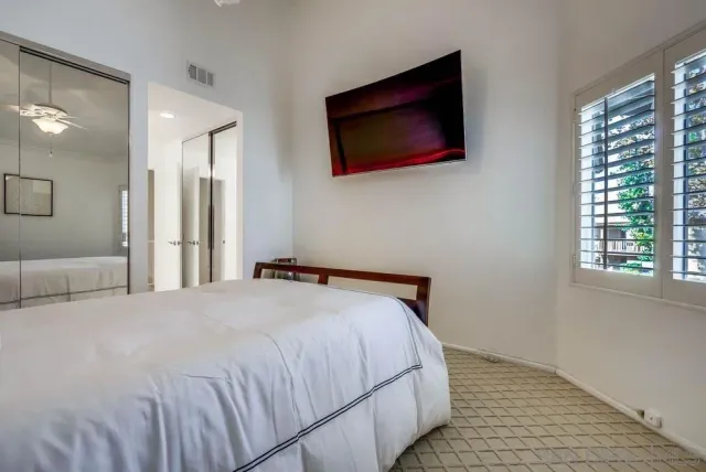 $799,800 | 220 Lemon Grove, Irvine, CA 92618