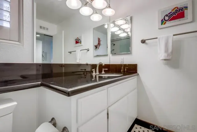 $799,800 | 220 Lemon Grove, Irvine, CA 92618