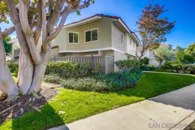 $799,800 | 220 Lemon Grove, Irvine, CA 92618