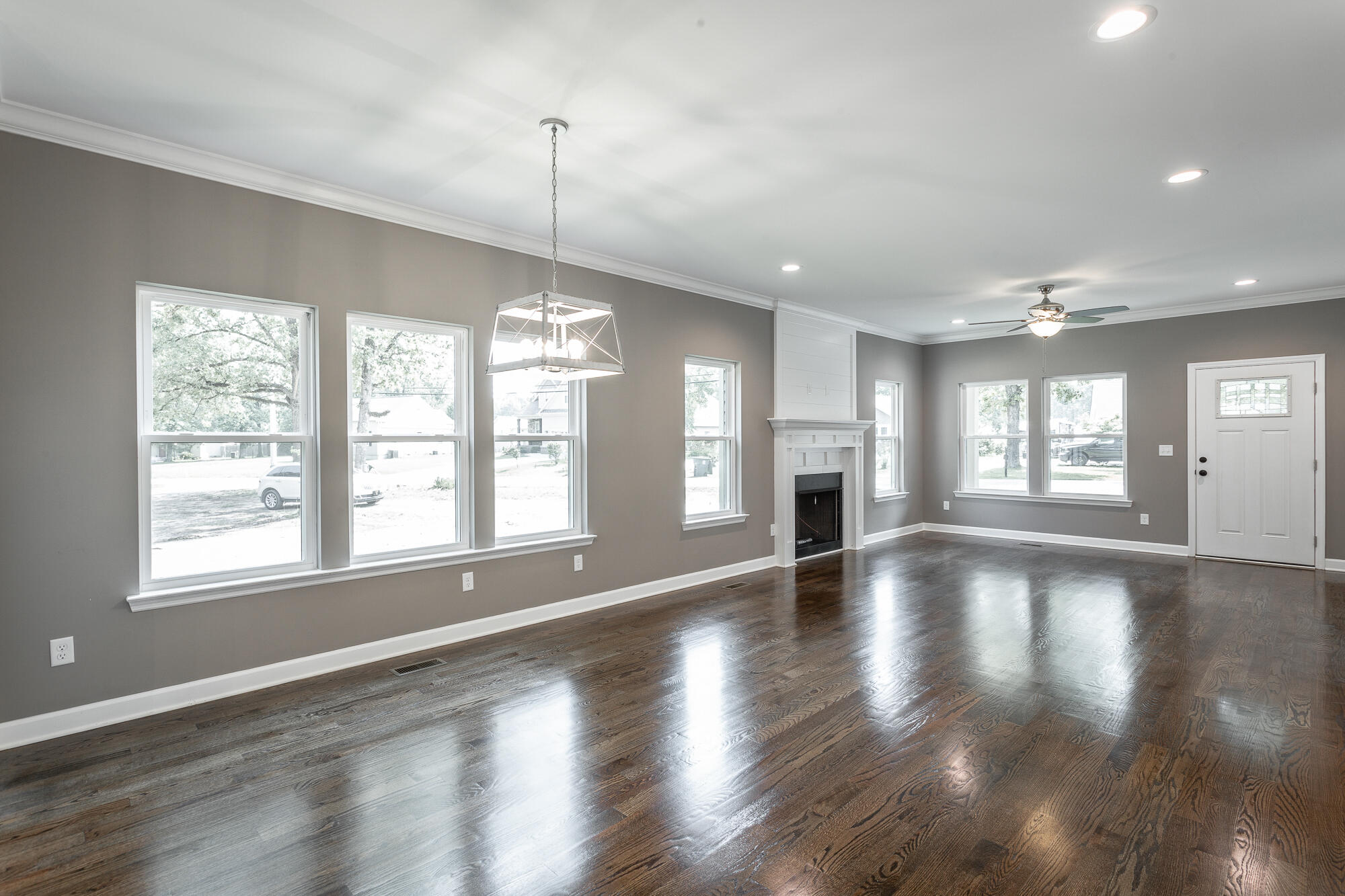 921 Graysville Road Chattanooga, TN 37421 - Photo 5 of 56 921 Graysville Rd. HD-9