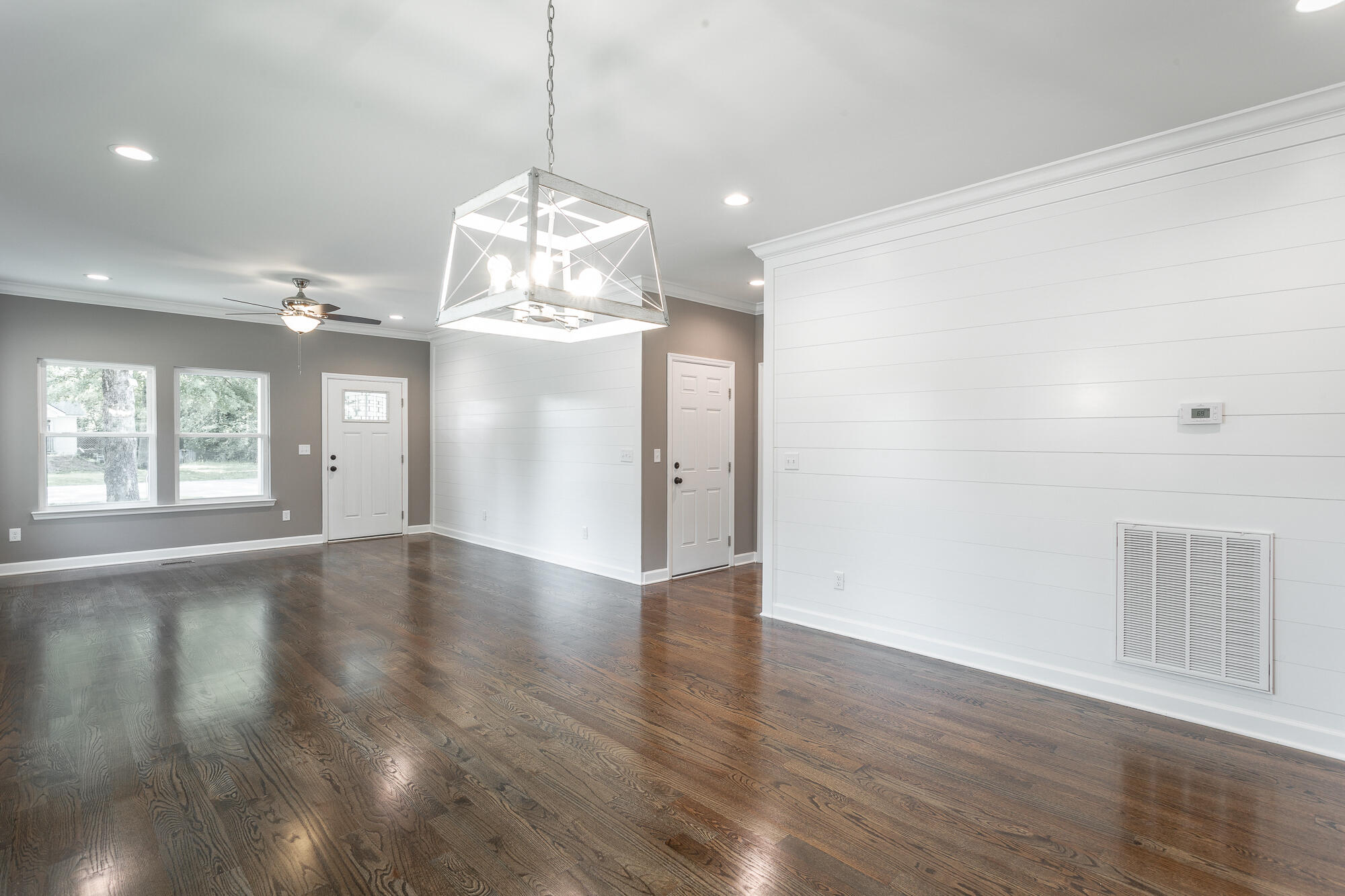 921 Graysville Road Chattanooga, TN 37421 - Photo 6 of 56 921 Graysville Rd. HD-8
