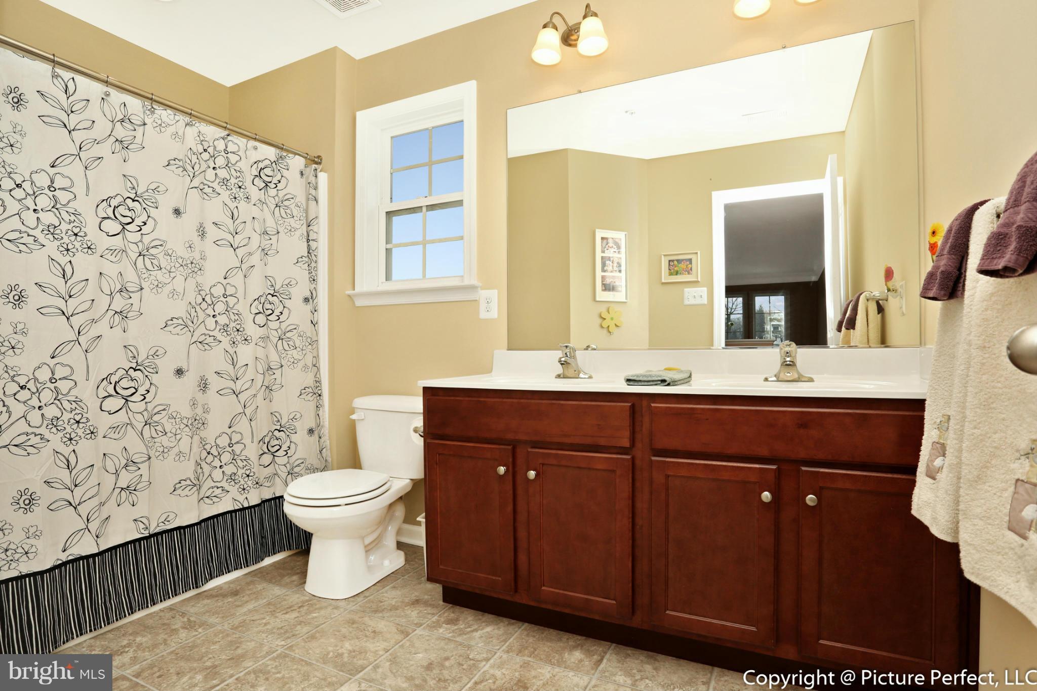 4637 Mt Zion Road Frederick, MD 21703 - Photo 27 of 30 Bath