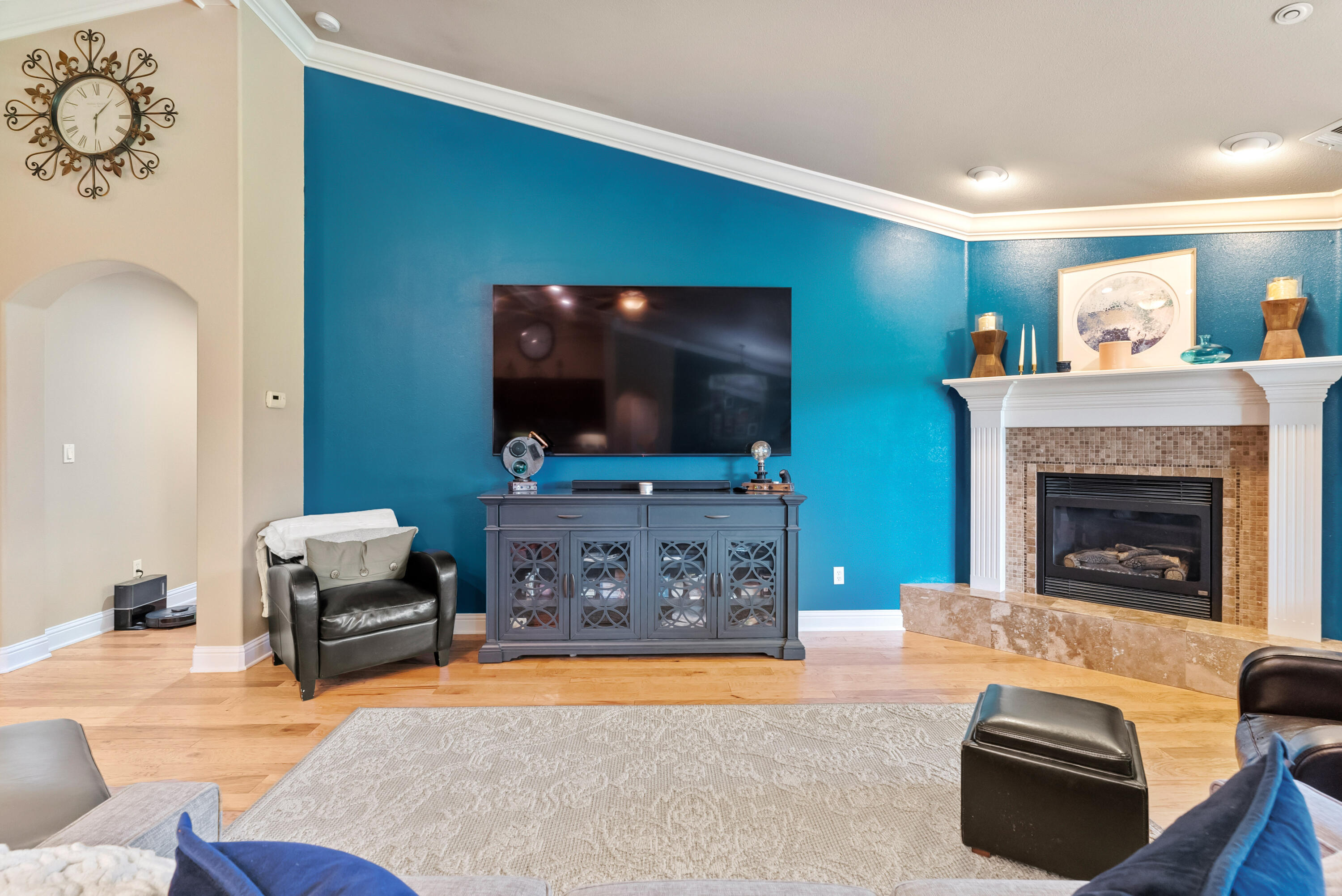 3149 Laver Street Redding, CA 96002 - Photo 8 of 40 a living room with furniture and a flat screen tv