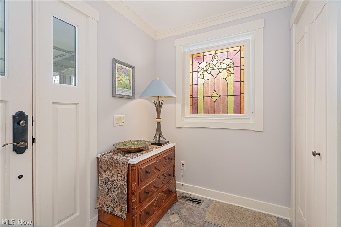 2435 Sandhill Road Marietta, OH 45750 - Photo 12 of 36