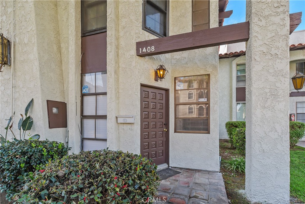 1408 Everton Place Riverside, CA 92507 - Photo 2 of 32