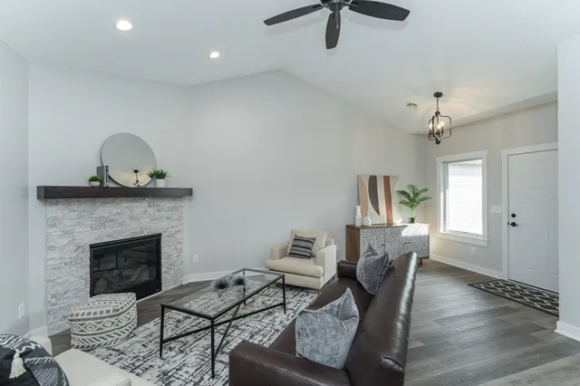 $445,000 | 877 Picadilly Lane Northwest, Rochester, MN 55901