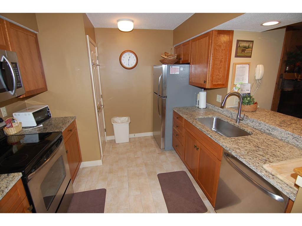 85 East Birch Road, Unit 10 Stratton, VT 05155 - Photo 4 of 12 Gallery Image 4
