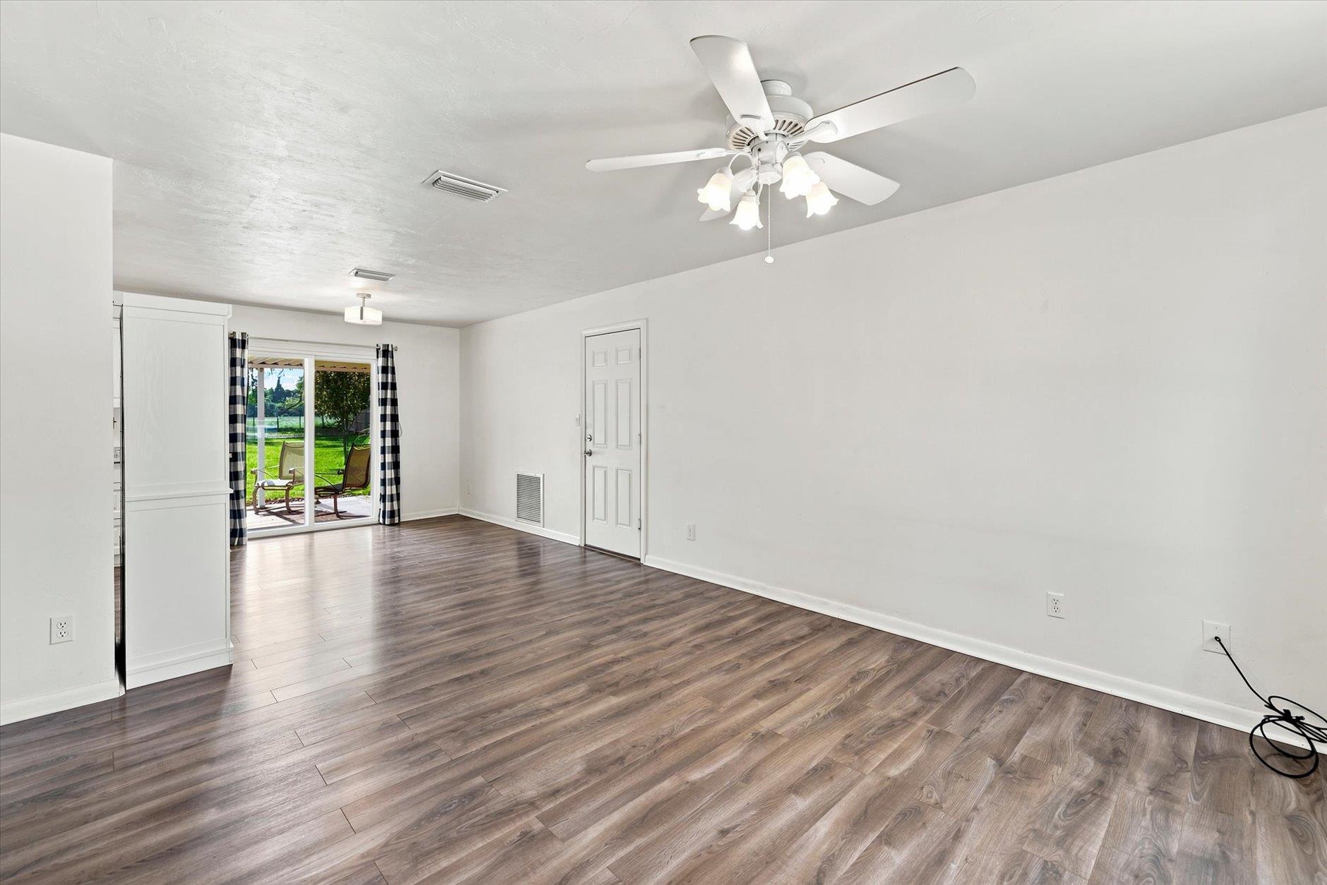 1861 Rodeo Drive Tallahassee, FL 32311 - Photo 5 of 67