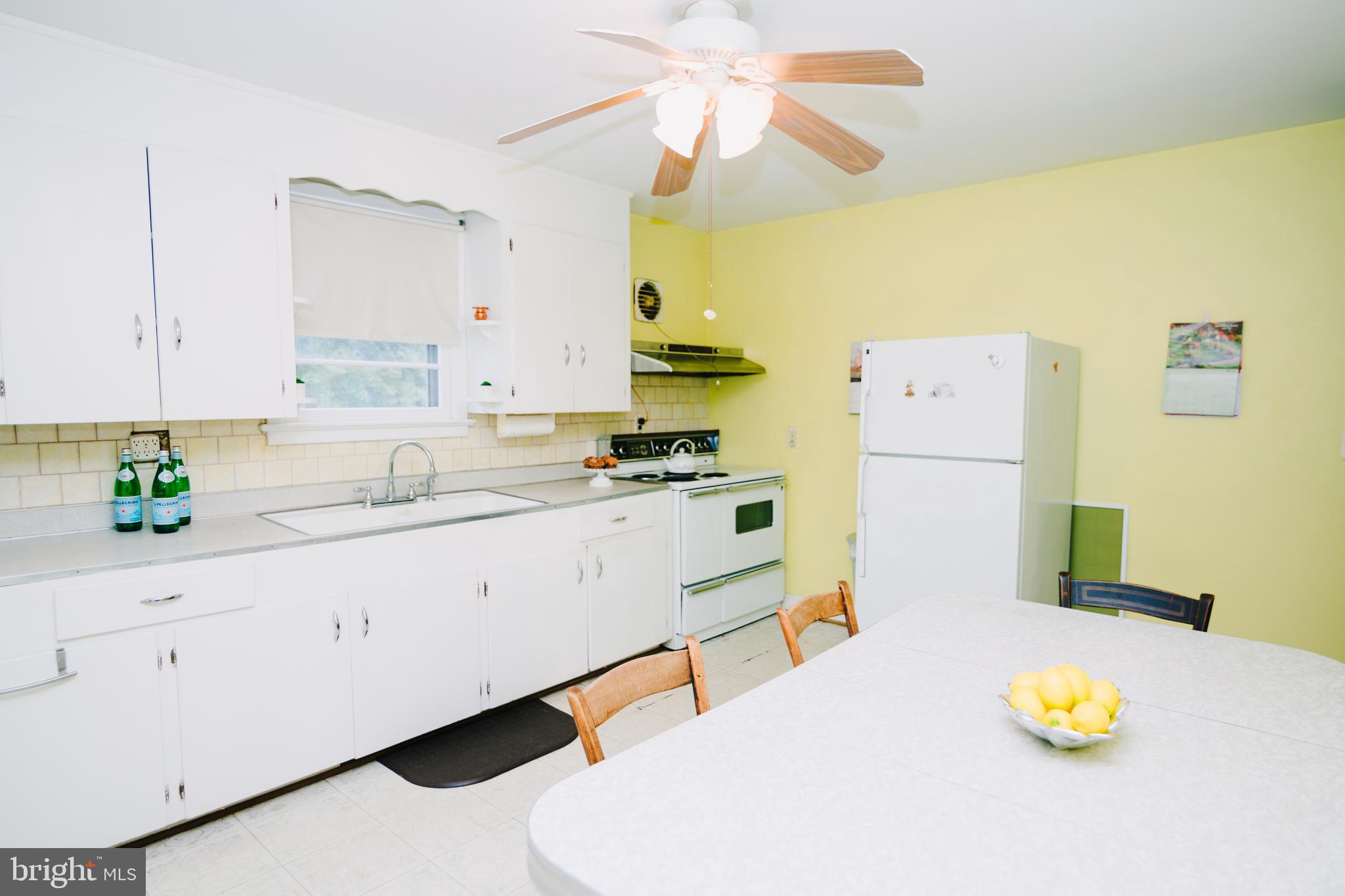 8216 Windsor Mill Road Windsor Mill, MD 21244 - Photo 6 of 21 Large Kitchen
