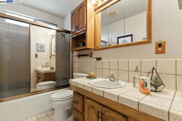 $680,000 | 15967 Paseo Del Campo, San Lorenzo, CA 94580