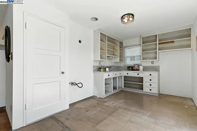 $680,000 | 15967 Paseo Del Campo, San Lorenzo, CA 94580