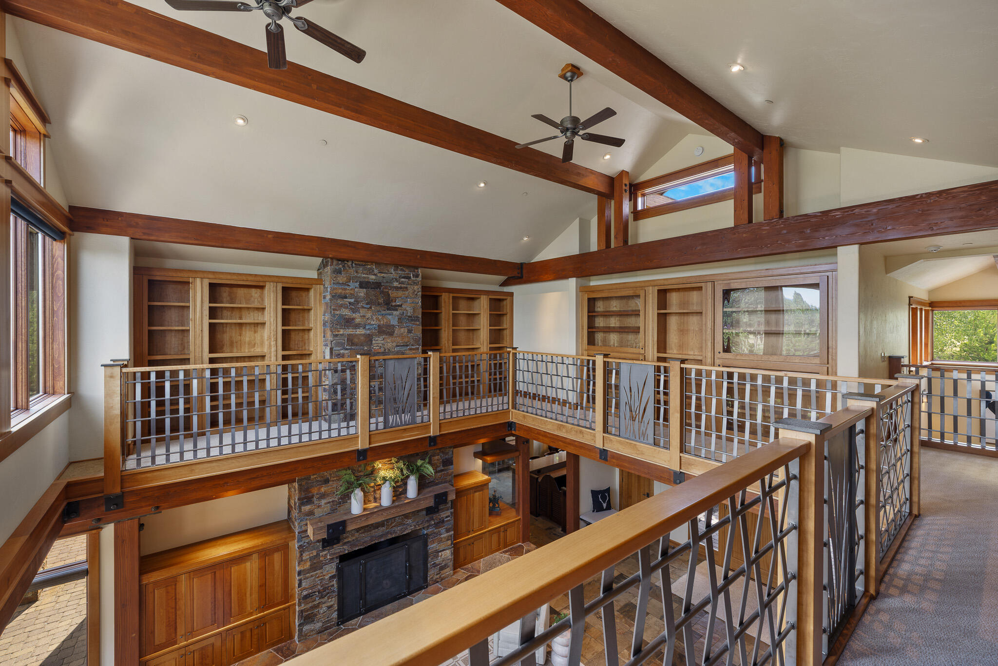 18883 Sutherland Court Bend, OR 97702 - Photo 33 of 70 An intimate retreat for reading or reflection, surrounded by rich woodwork and architectural detail.