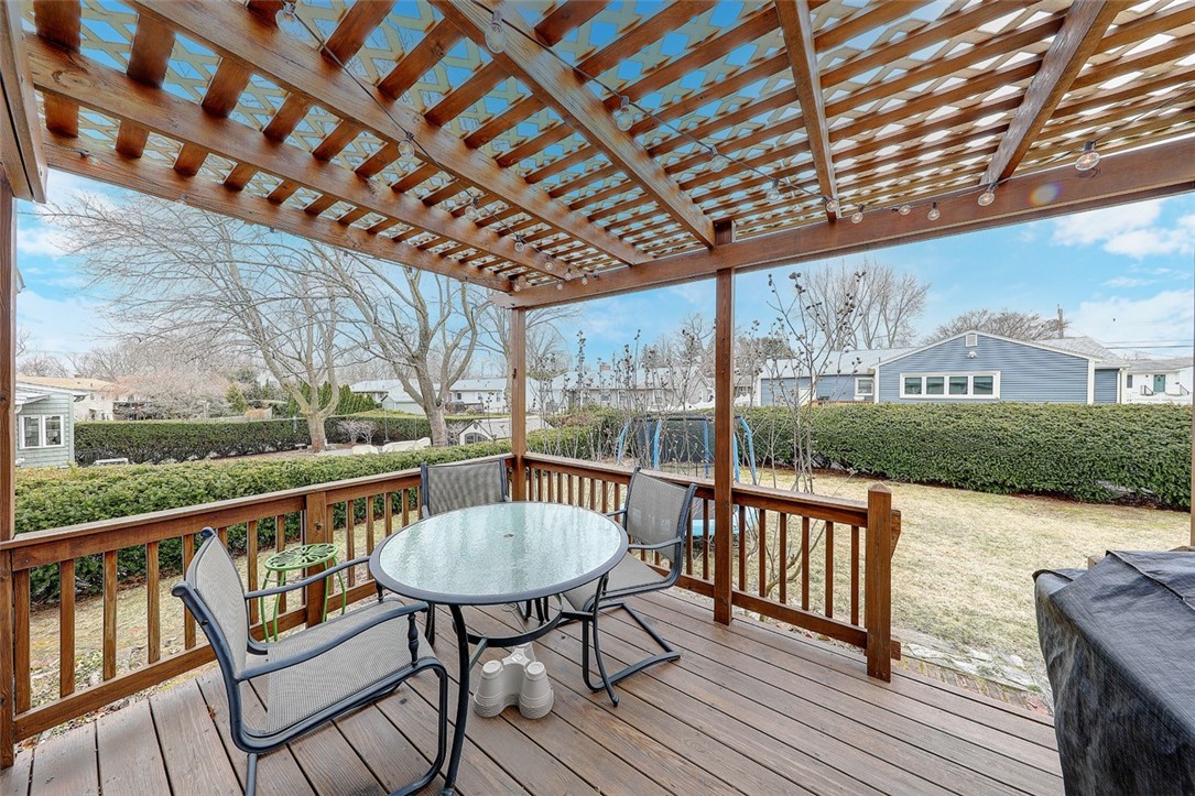 30 Landon Road Warwick, RI 02888 - Photo 39 of 45