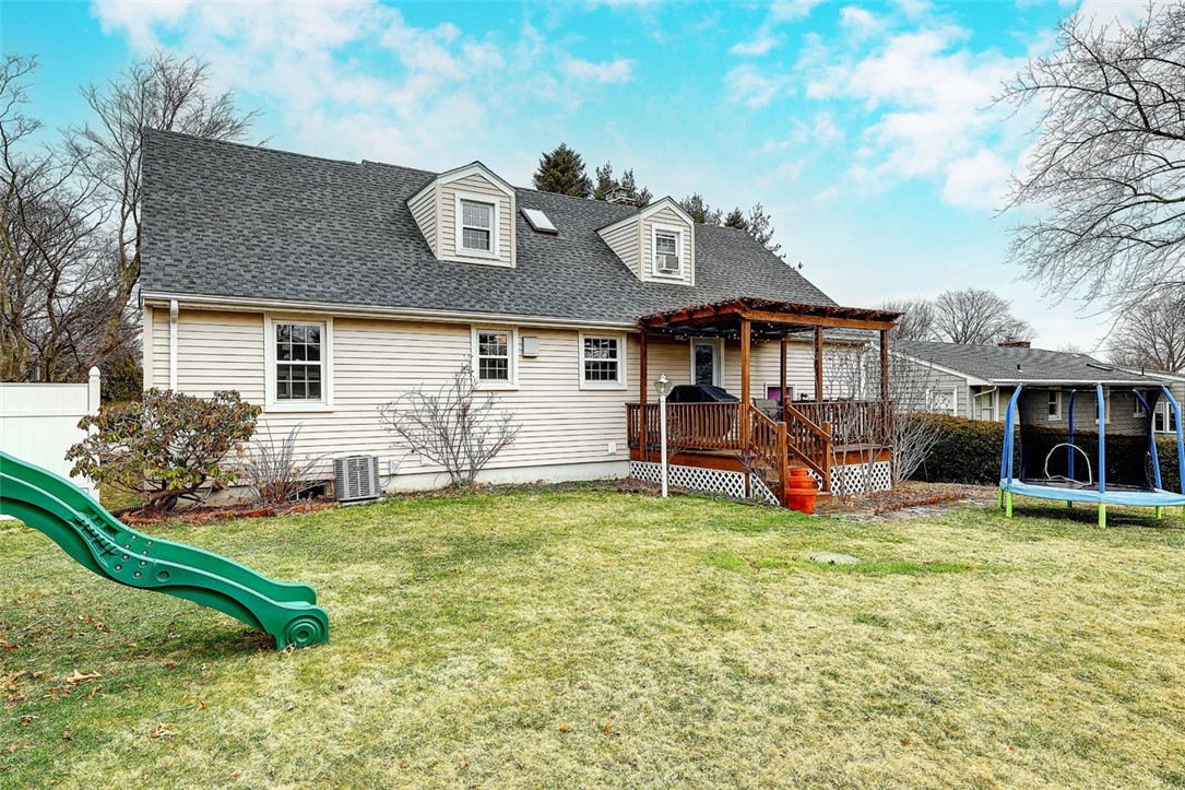 30 Landon Road Warwick, RI 02888 - Photo 42 of 45
