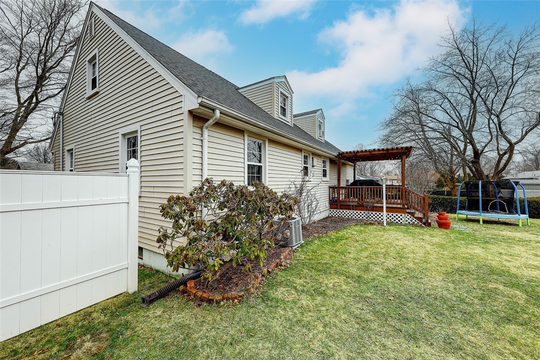 30 Landon Road Warwick, RI 02888 - Photo 43 of 45