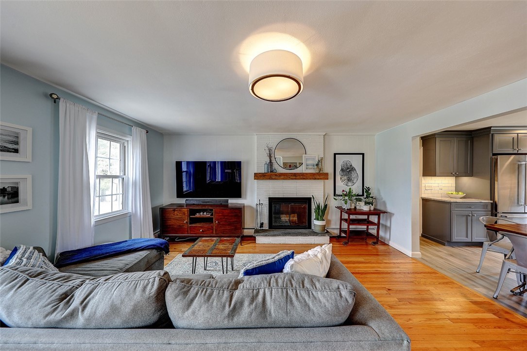 30 Landon Road Warwick, RI 02888 - Photo 5 of 45