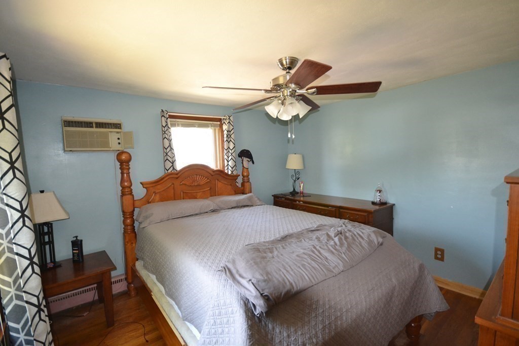 77 Kerry Drive Springfield, MA 01118 - Photo 17 of 33 Gallery Image 17