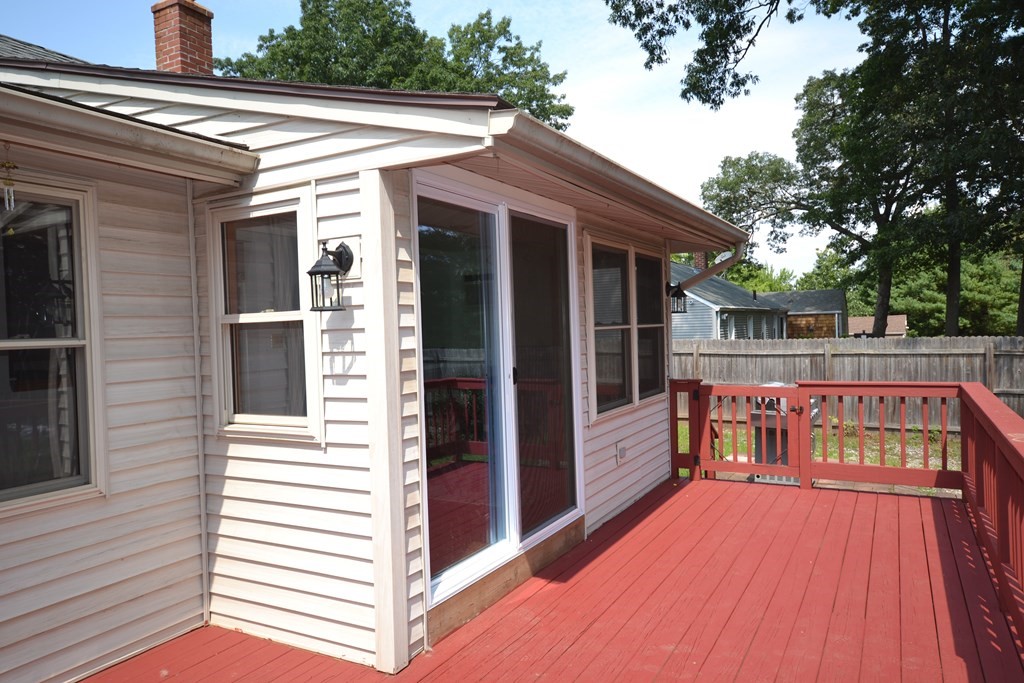 77 Kerry Drive Springfield, MA 01118 - Photo 27 of 33 Gallery Image 27