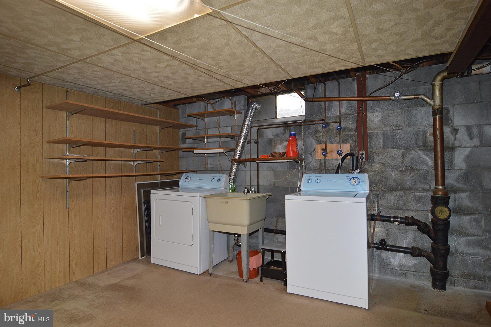 903 Fritztown Road Reading, PA 19608 - Photo 20 of 31