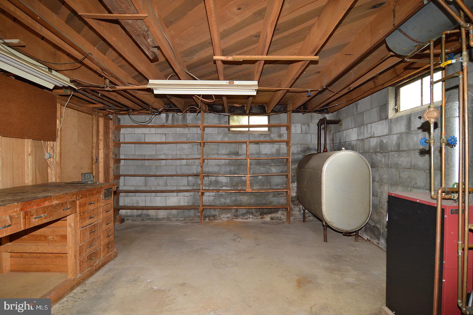 903 Fritztown Road Reading, PA 19608 - Photo 23 of 31