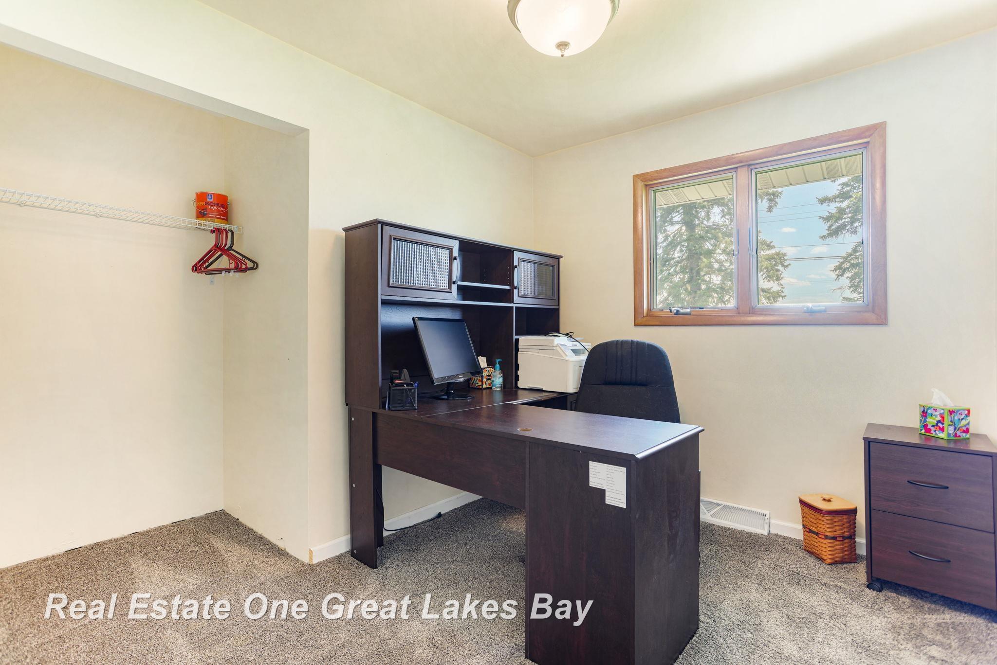 205 Midland Road Auburn, MI 48611 - Photo 20 of 43 Gallery Image 20