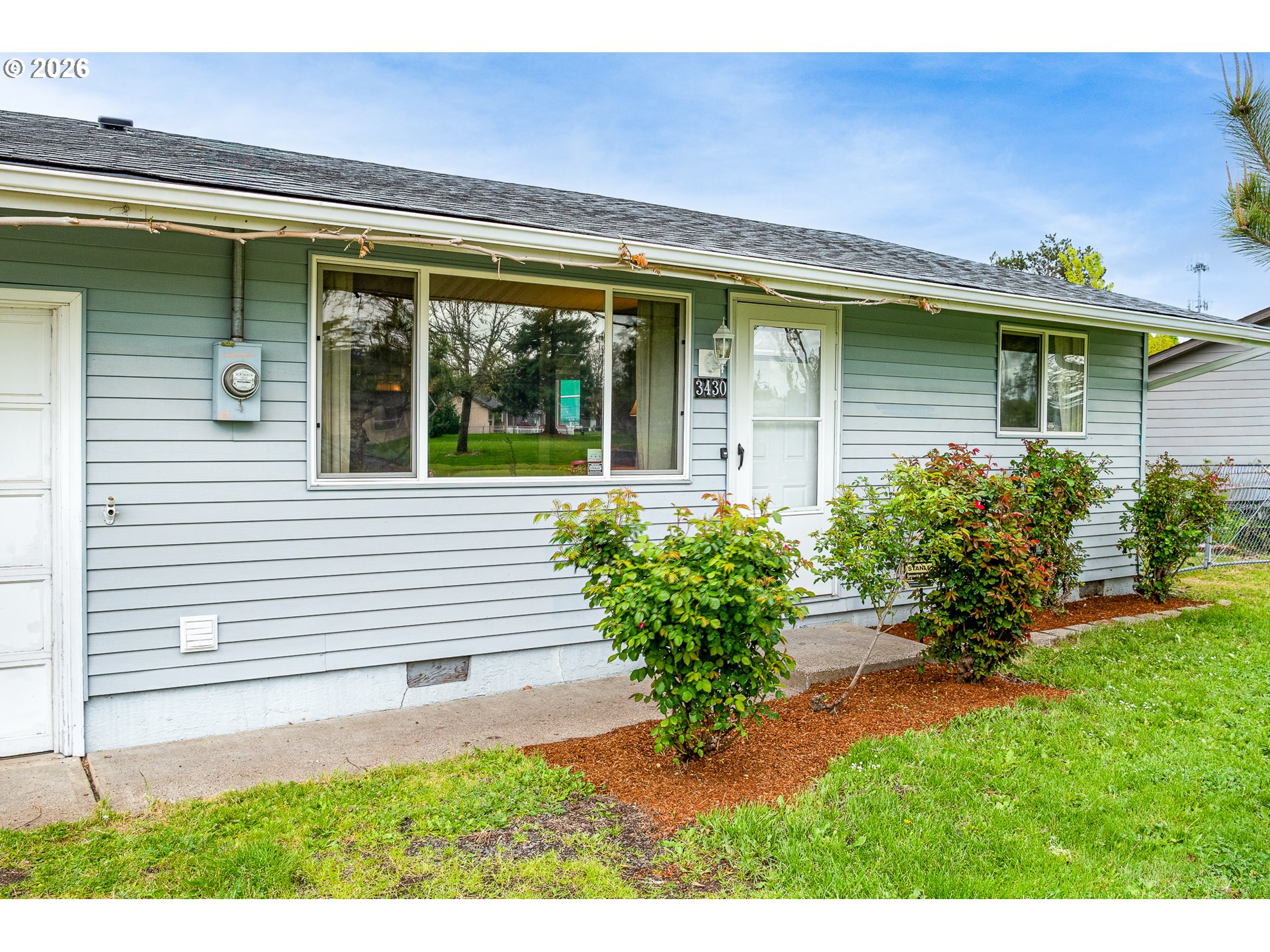 3430 E Street Springfield, OR 97478 - Photo 6 of 40